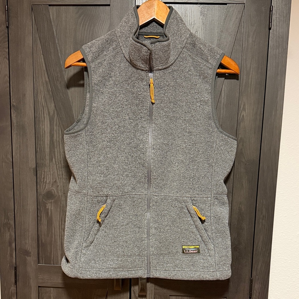 LL Bean Women’s Mountain Classic Fleece Vest